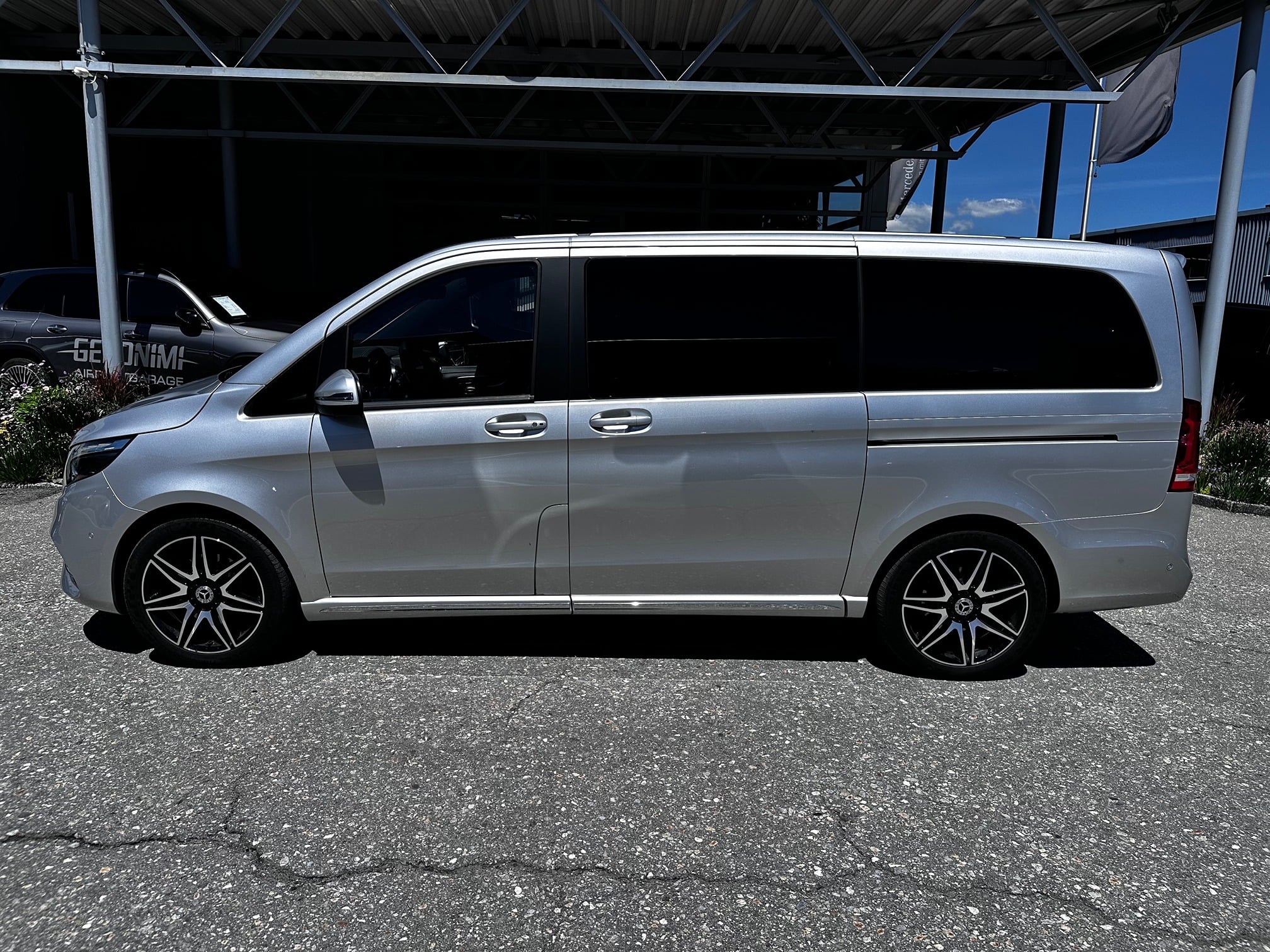 Mercedes-Benz V 300 Exklusiv Lang 4Matic 2023