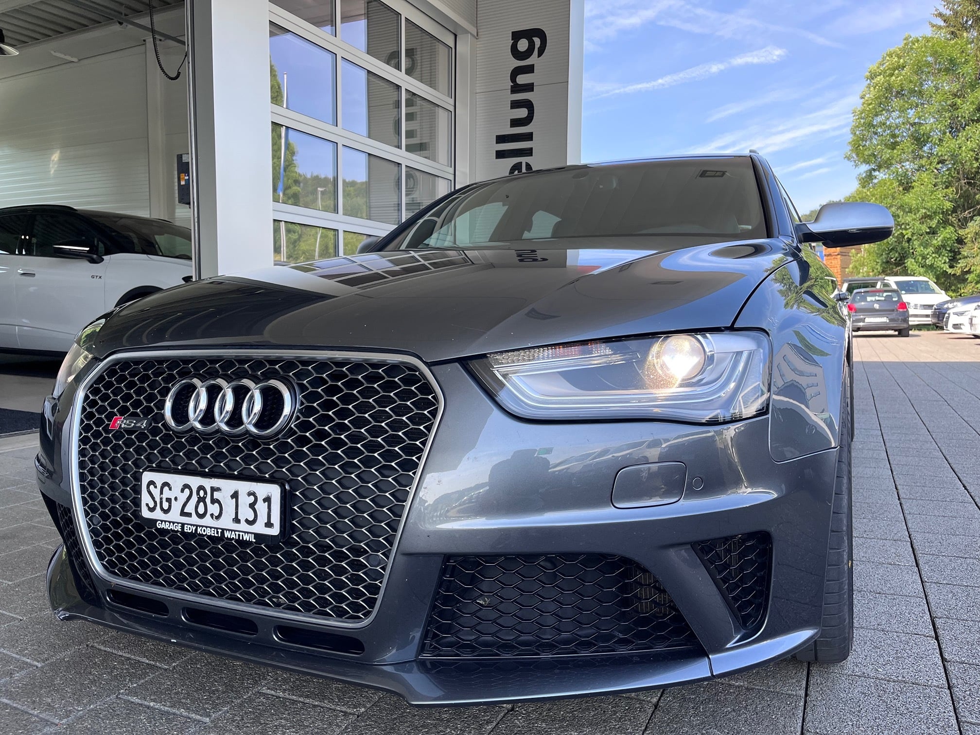 QUATTRO RS4 Avant 4.2FSI quattro 2012
