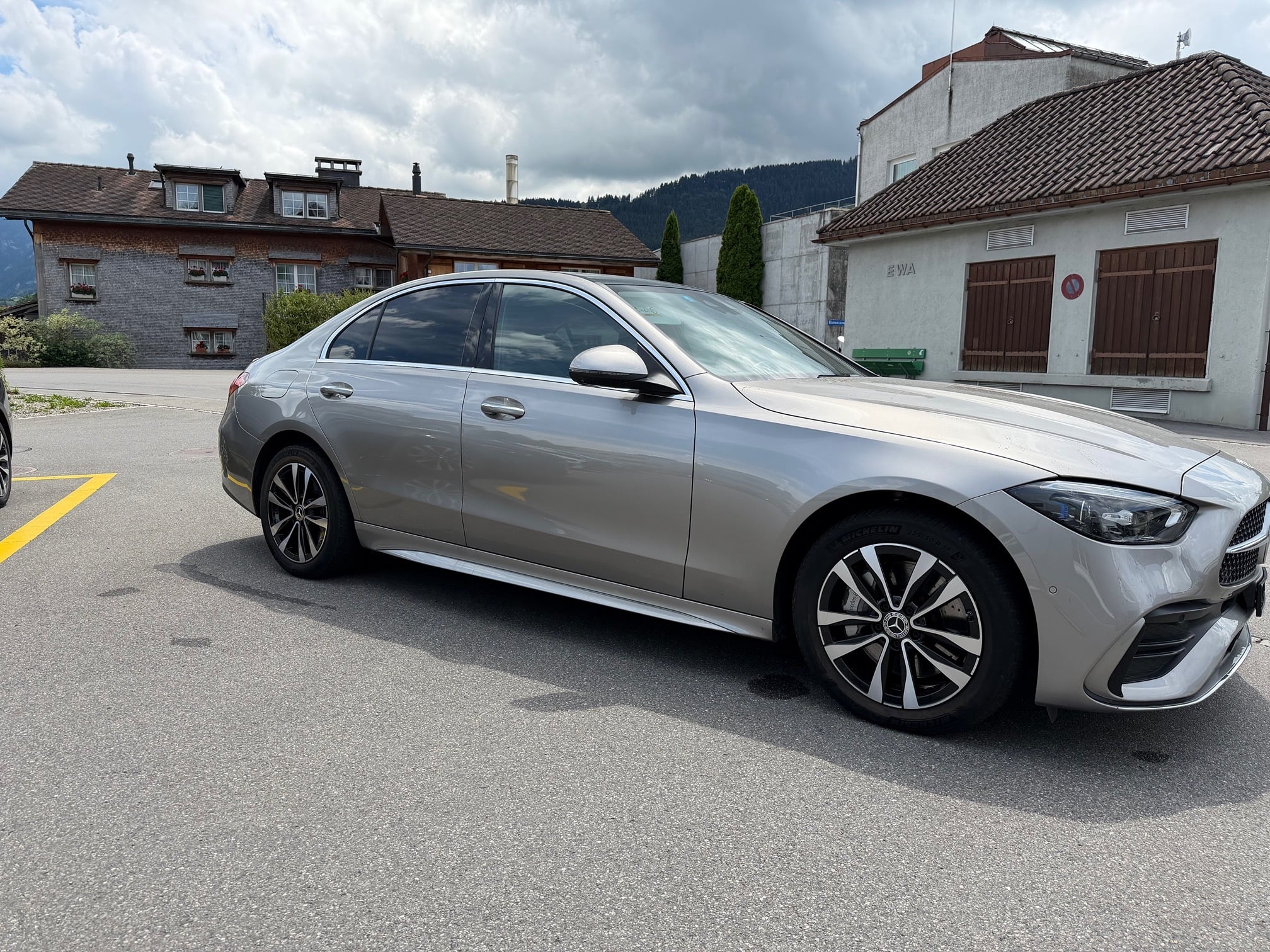 Mercedes-Benz C 400 e 4MATIC 2023