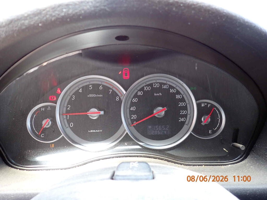 SUBARU LEGACY 2.0I AWD 2004