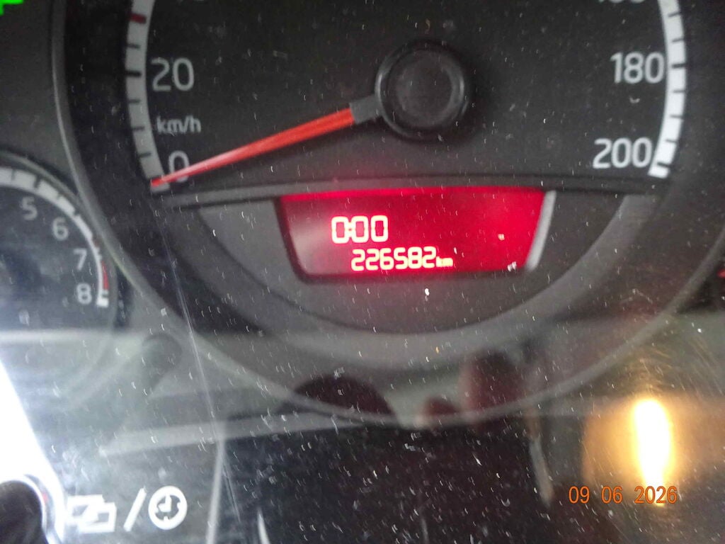 Volkswagen UP 1.0 TAKE UP 2014