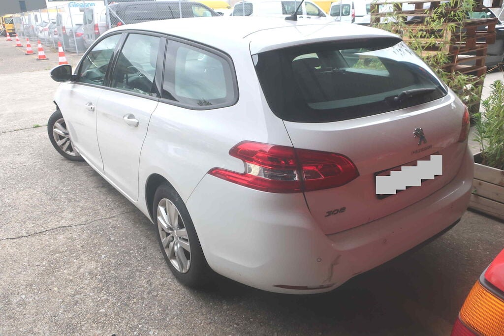Peugeot 308 SW 1.6 BLUEHDI B LINE 2017