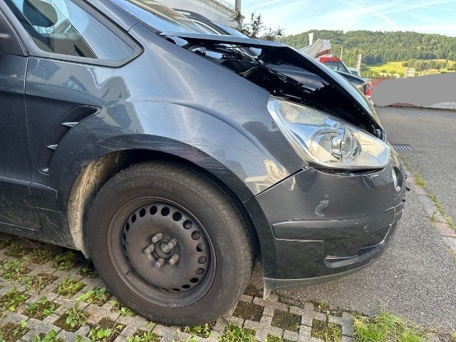 Ford S-Max 2.3i 16V Titanium 2008