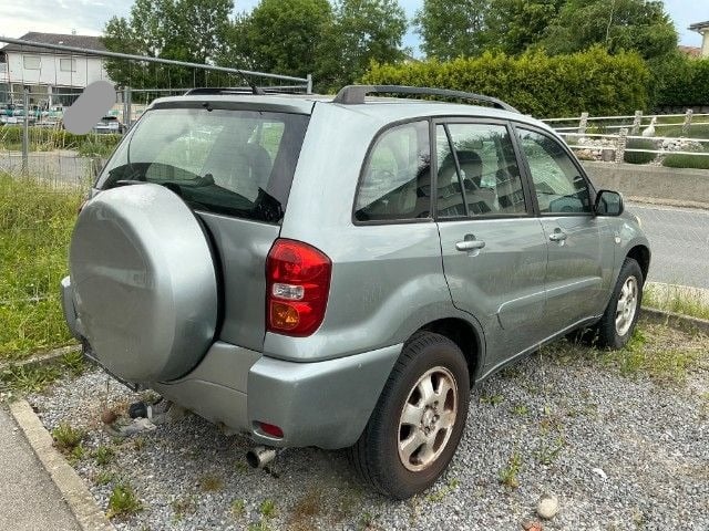 Toyota RAV 4 D4D 2004