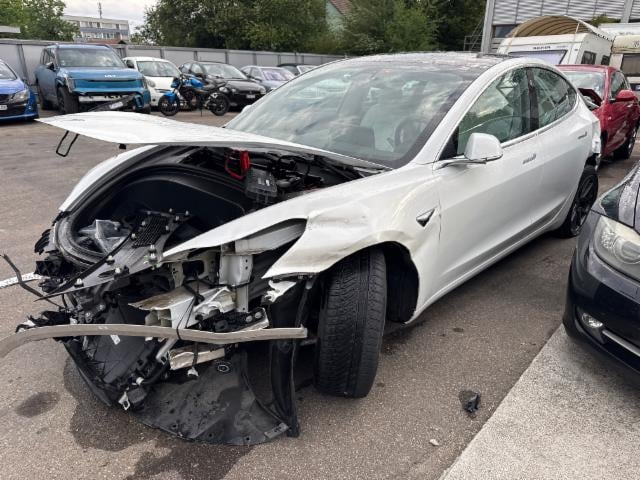 Tesla Model 3 Standart Range Plus 2019