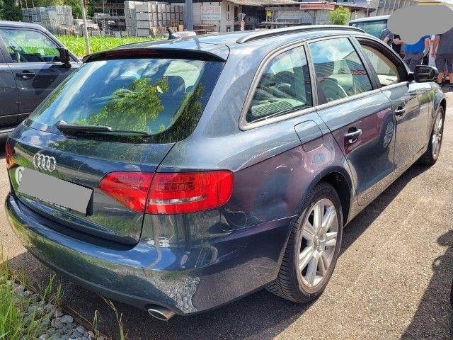 Audi A4 Avant 2.7 V6 TDI M-Tronic 2010