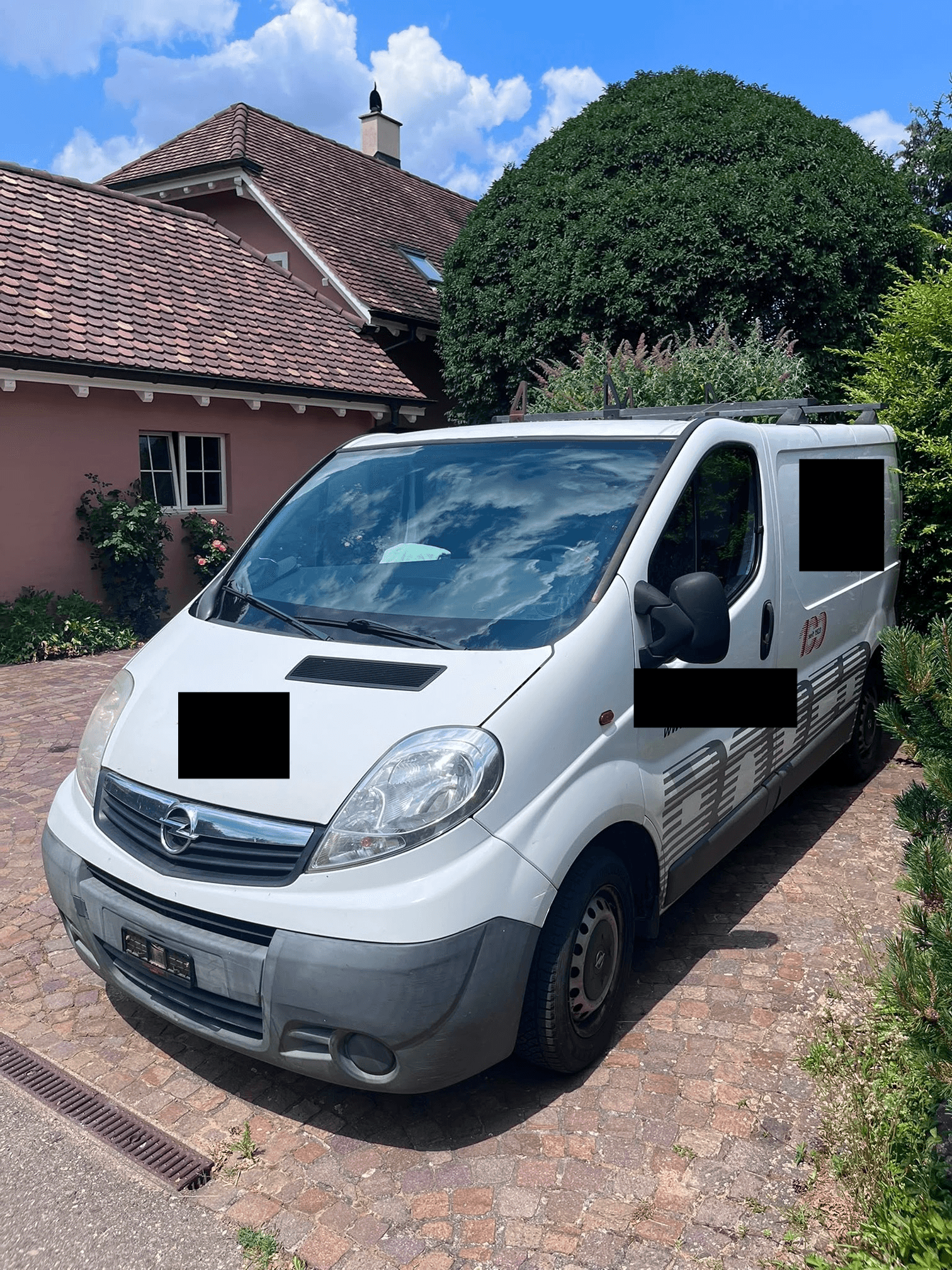 Opel Vivaro20TDHF27/30 2008