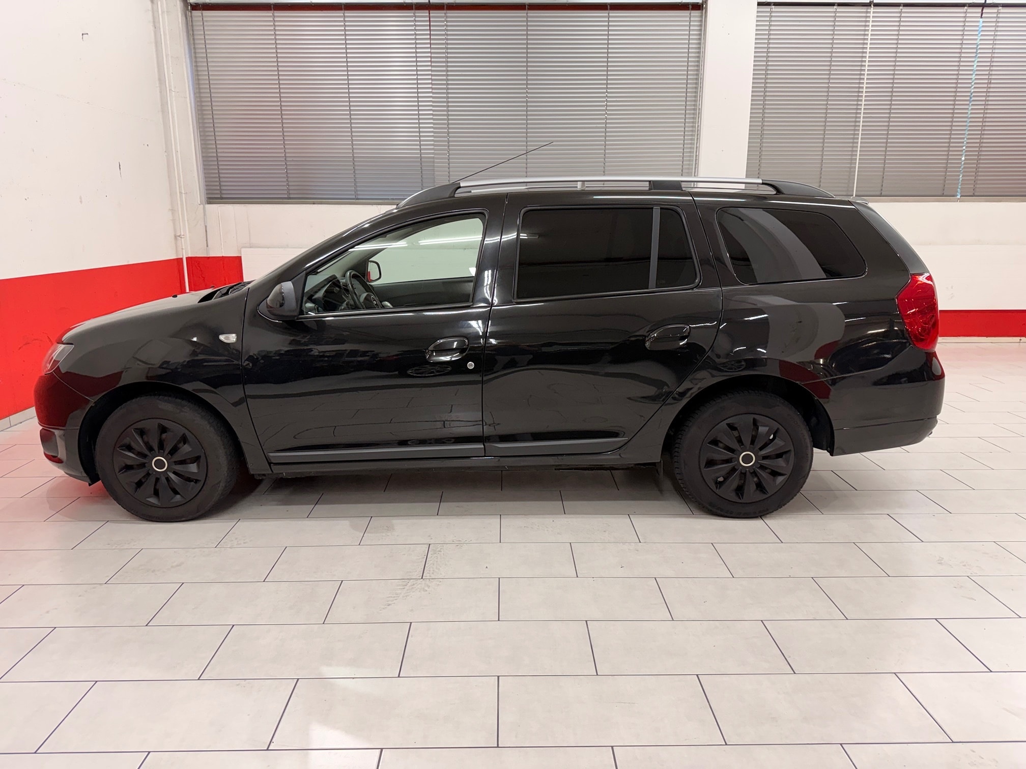 Dacia Logan MCV 90 2013