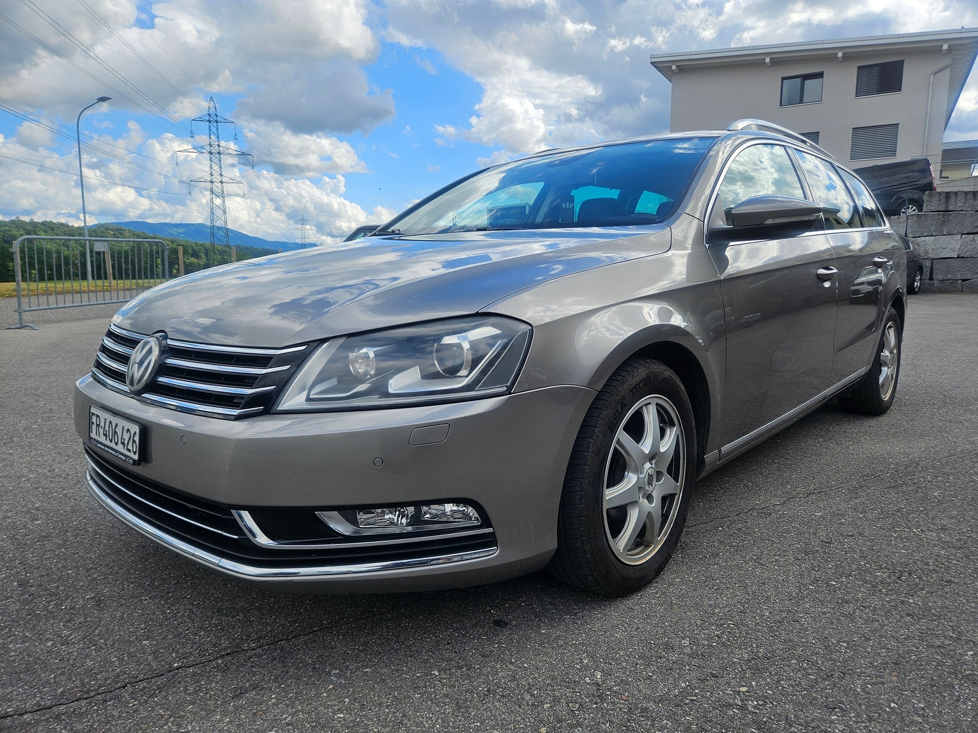 Volkswagen PassatV 2.0DBMT4M 2013