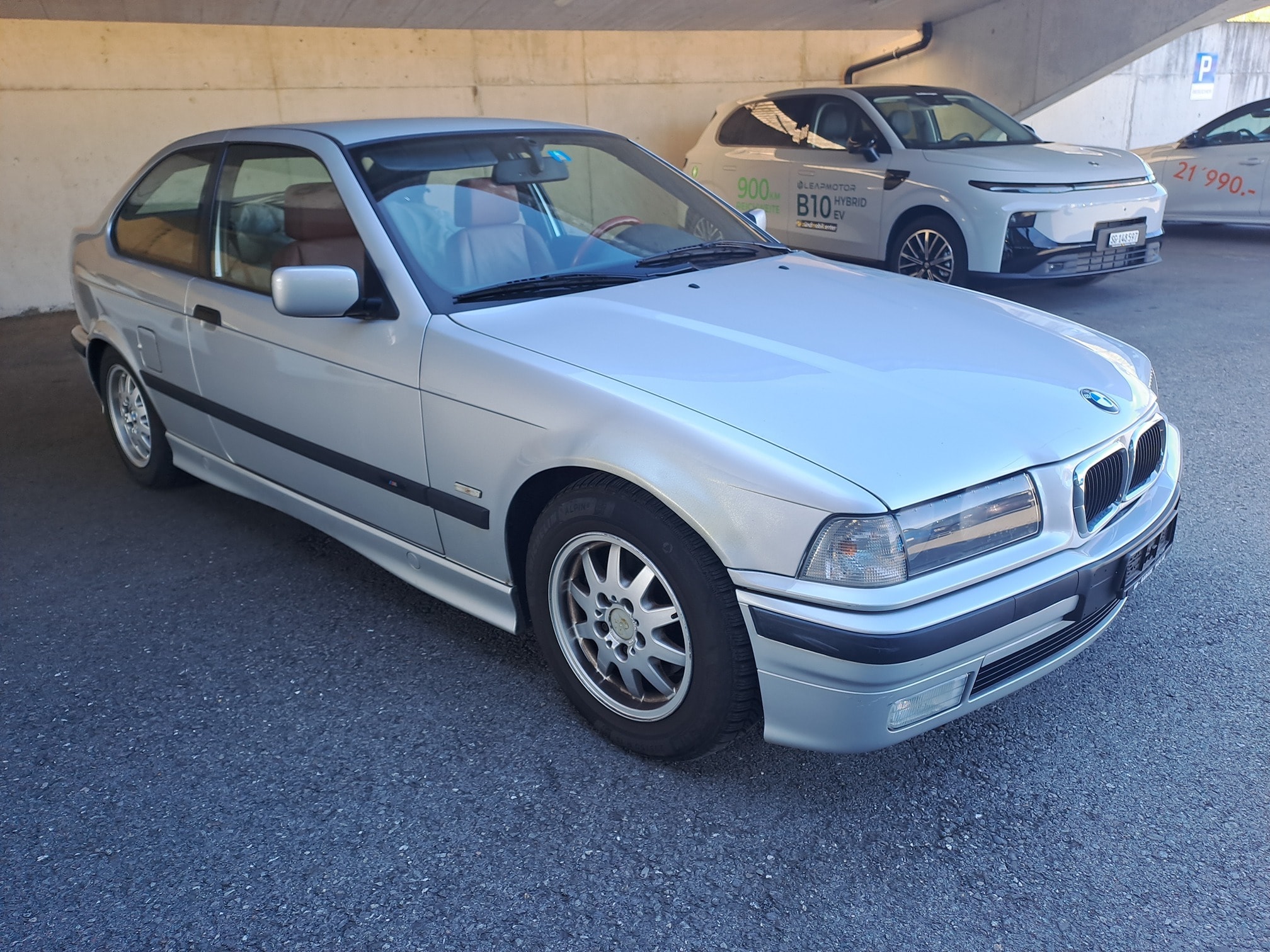 BMW 323ti compact 1998