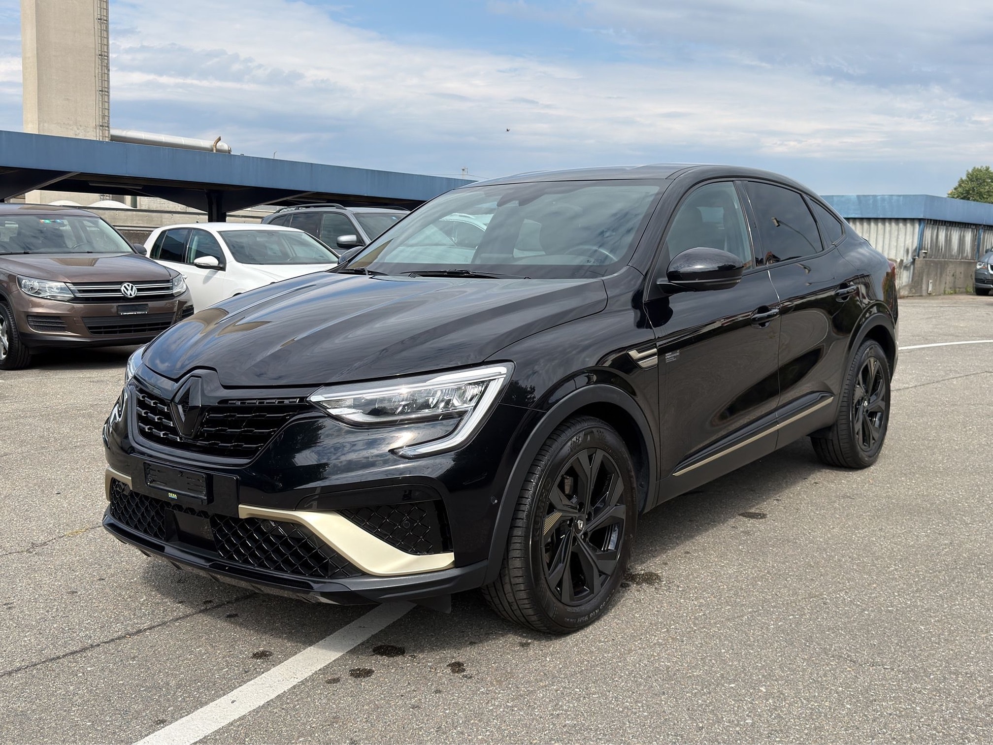 Renault Arkana E-TECH 2023