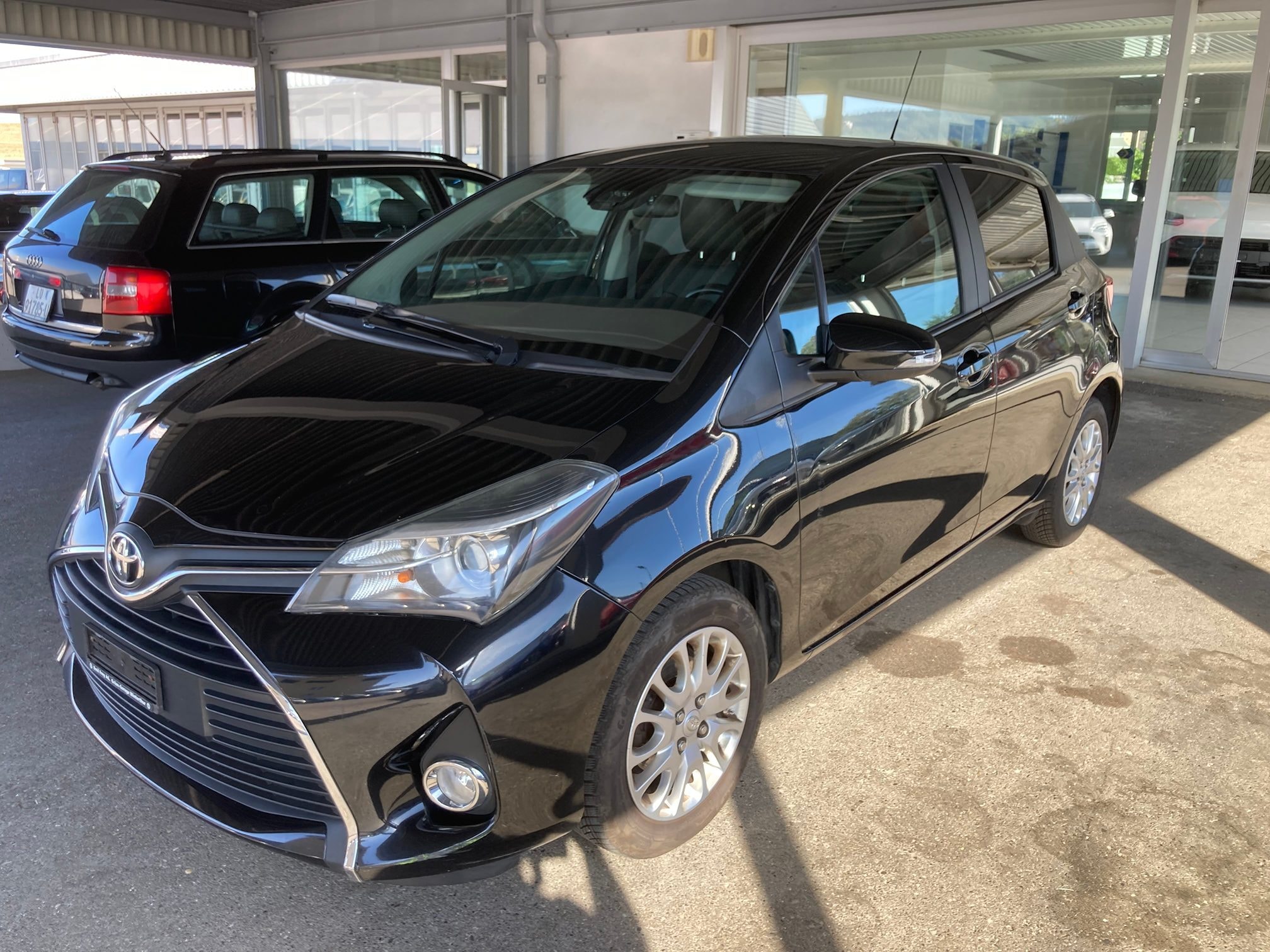 Toyota Yaris 1.33 Swiss Trend 2015