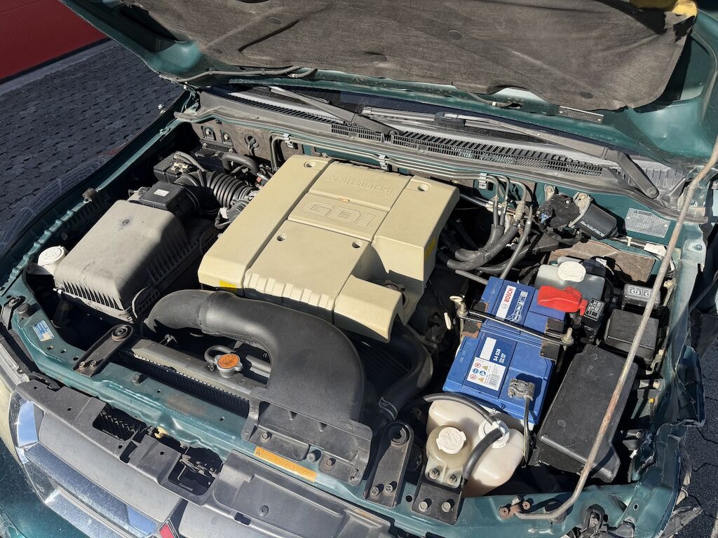 Mitsubishi Pajero 3.5 GDI 2000