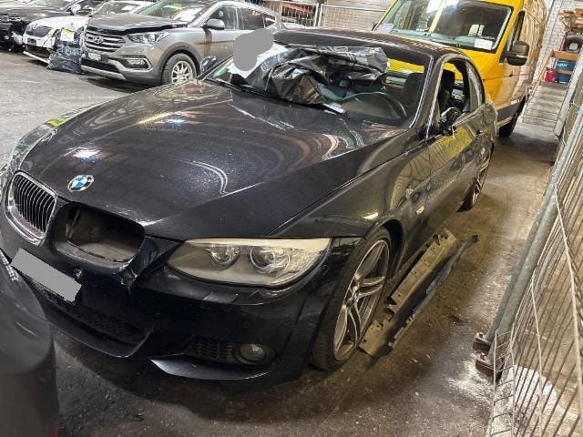 BMW 3er Reihe E93 Cabriolet 335i 2011