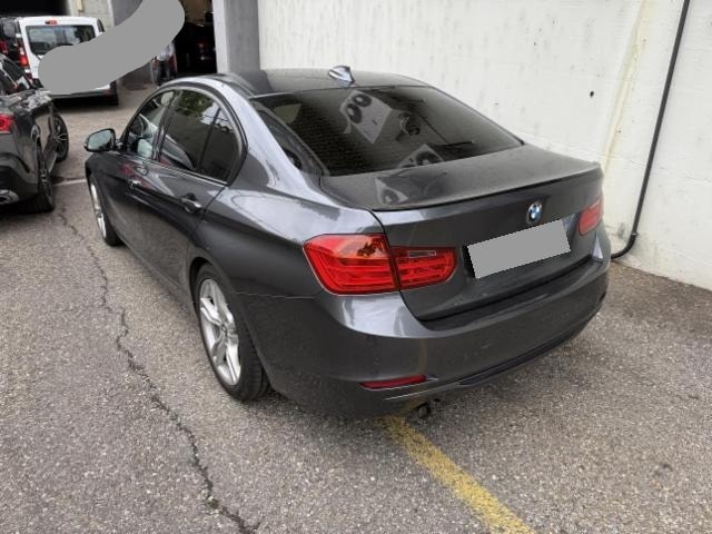BMW 3er Reihe F30 320d xDrive SAG 2013