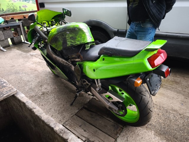 KAWASAKI ZXR-750 USD ZXR-750 1992