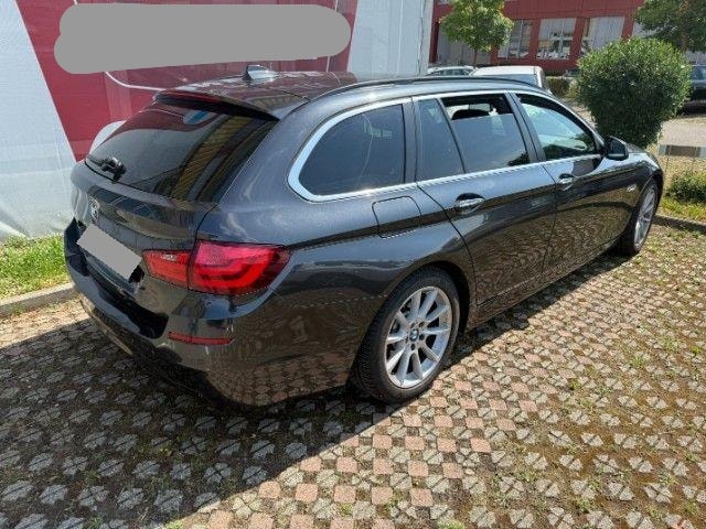 BMW 5er Reihe F11 Touring 530d SAG 2011