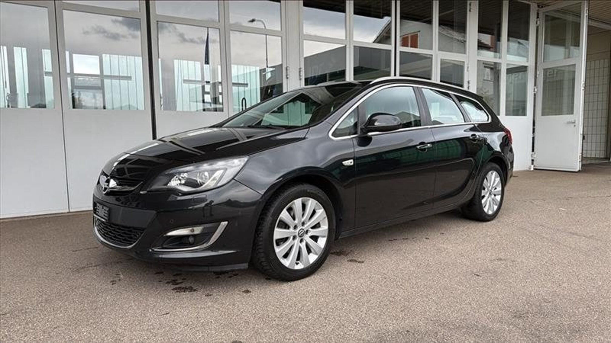 Opel Astra J 20DTH ST 2013