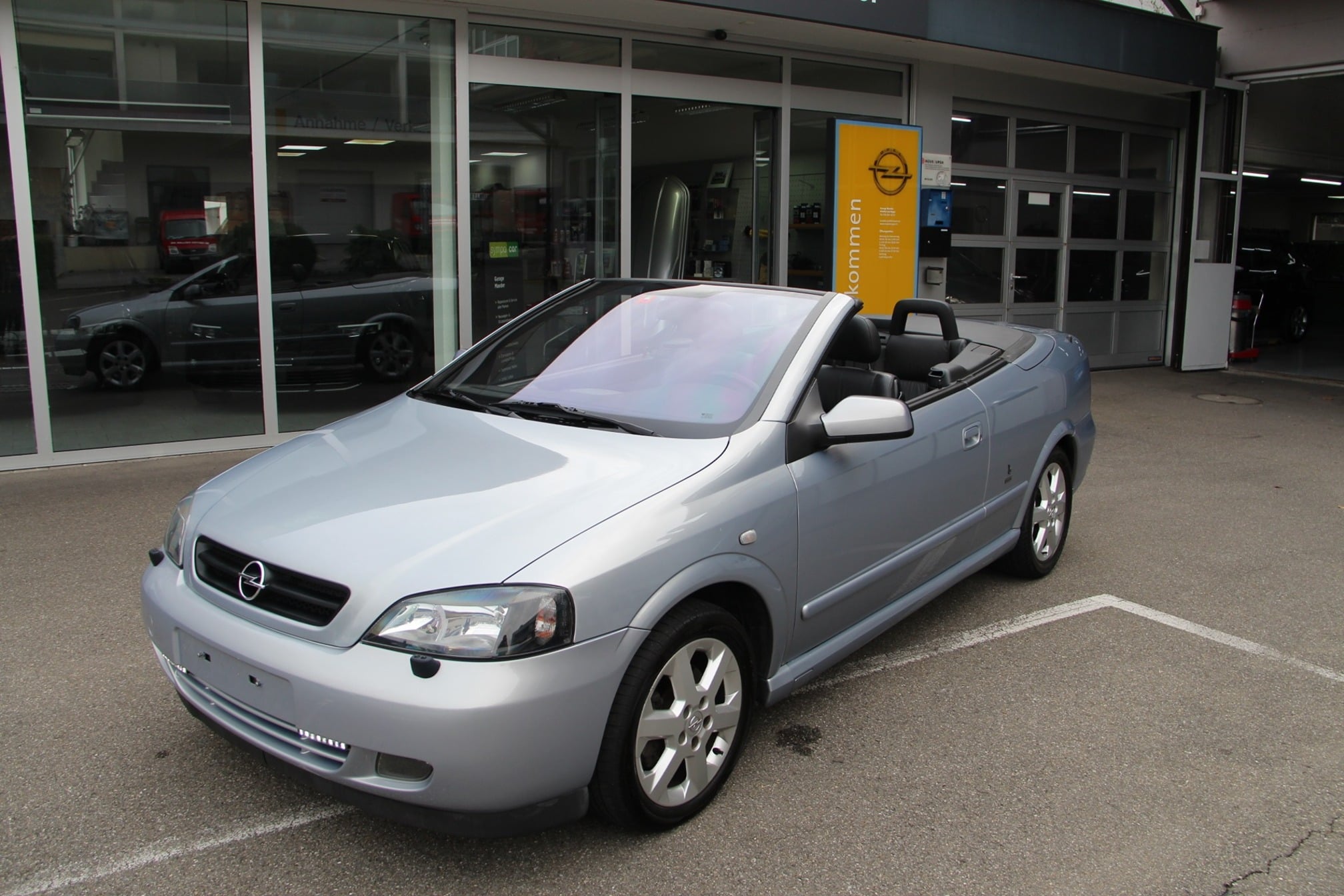 Opel Astra G 1.8 Cabrio Bertone 2001