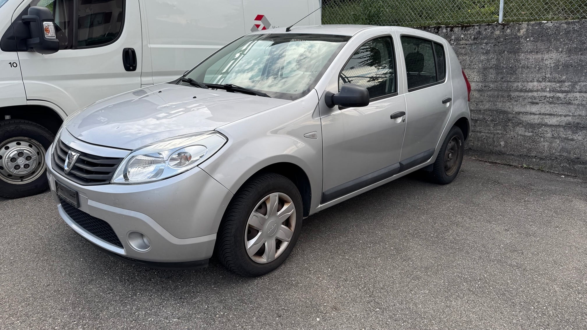 Dacia Sandero 1.2 75 2012