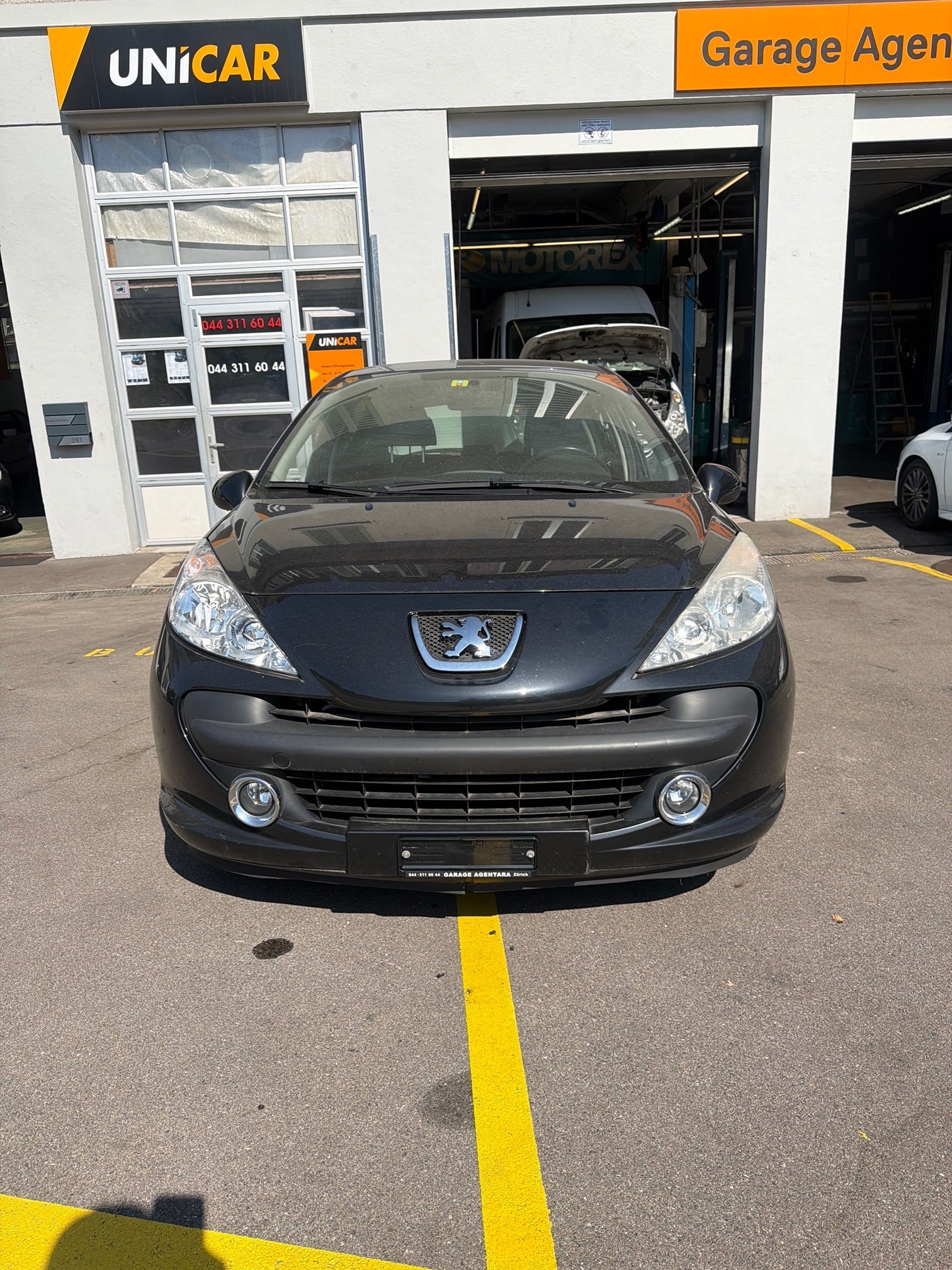 Peugeot 207 1.6i 16V 2006
