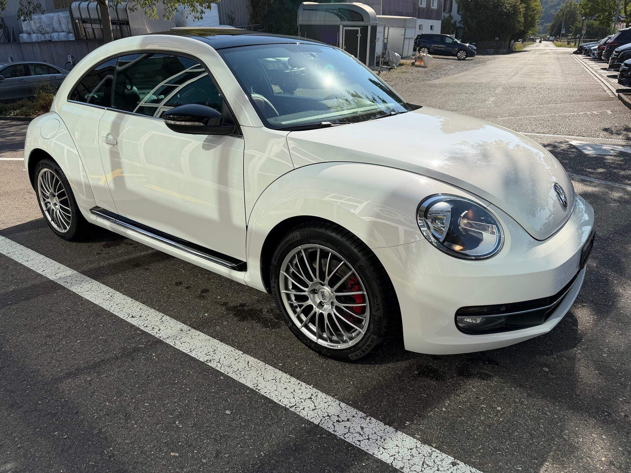 Volkswagen Beetle 2.0TSI 2012