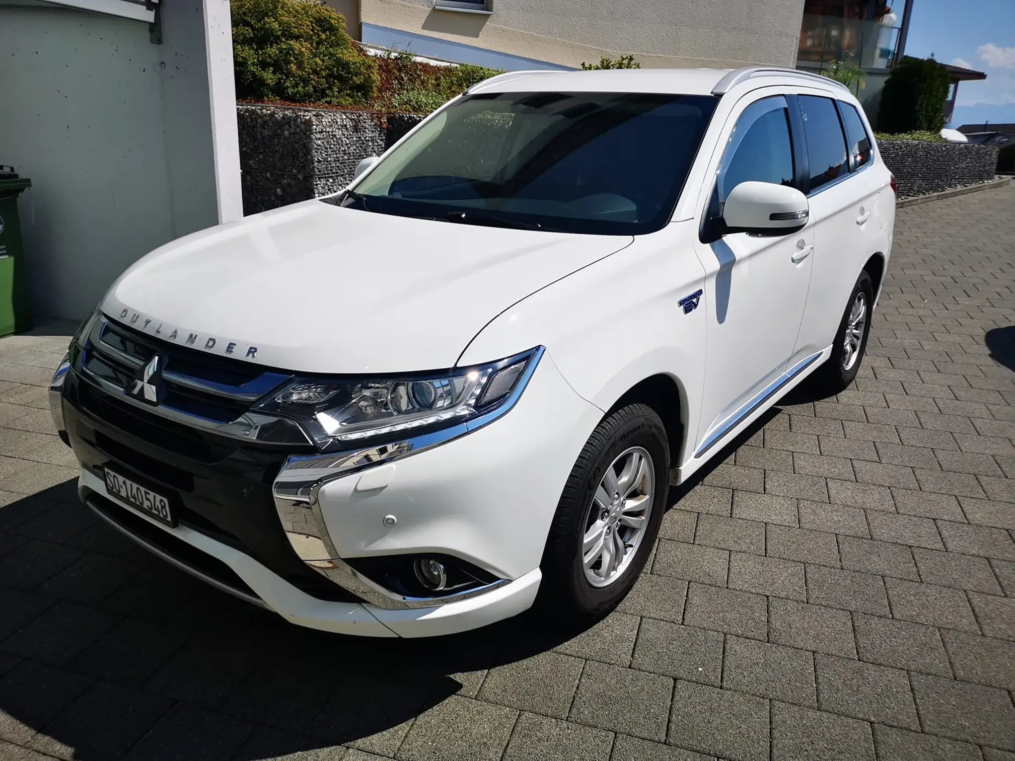 Mitsubishi Outlander PHEV 2017